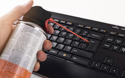 Laptop tisztítása és hűtés karbantartása – mit csinálhatsz otthon, és mit ne?