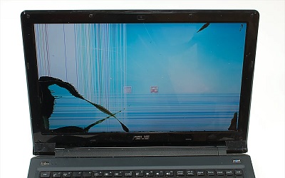 Laptop kijelző betört