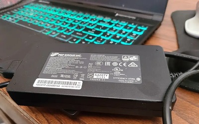 Laptop töltő vásárlás – mire figyelj a megfelelő adapter kiválasztásakor?